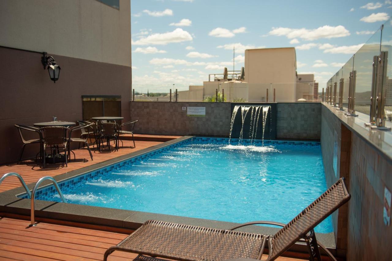 Bristol Infinity Rio Claro Hotel Buitenkant foto